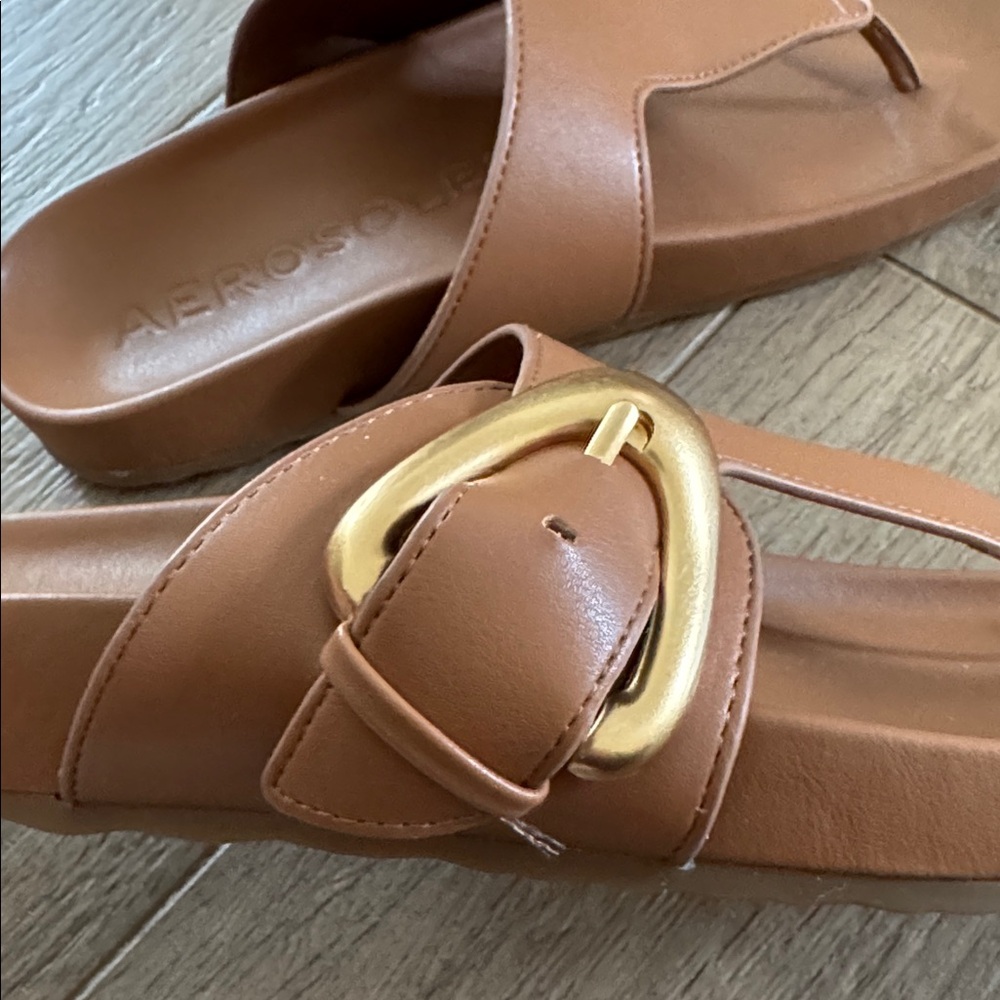 AEROSOLES Tan Sandals with Gold Buckle - Picture 5 of 7